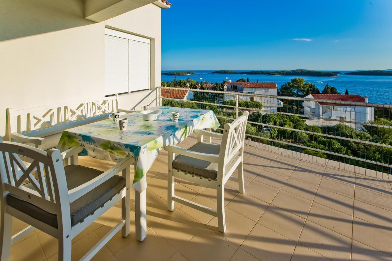 Villa Lucija Hvar Town Eksteriør billede