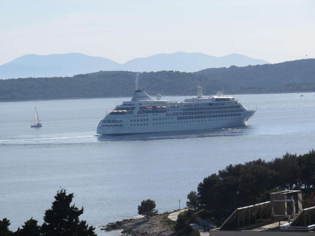Villa Lucija Hvar Town Eksteriør billede